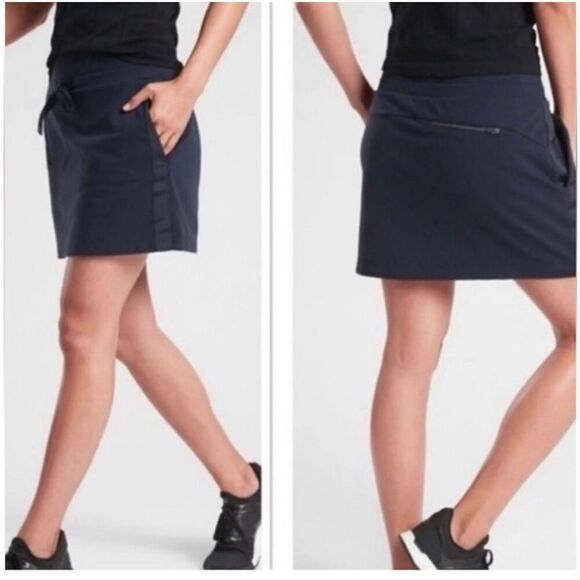 ATHLETA | Womens Size Medium Navy Blue Metro Downtown Skort - Picture 1 of 10